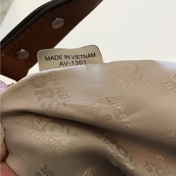 MICHAEL KORS, Uptown Astor Studded Large Tote Chain Shoulder Strap Satchel. - Picture 16 of 16